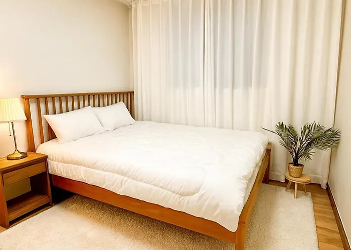 New홍대 연남동 아늑한 감성숙소#최대4인#연트럴파크#짐보관#올리브영 Seoel